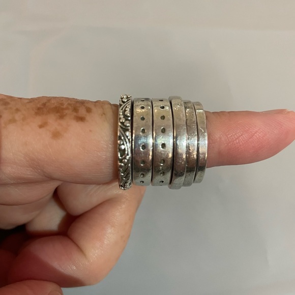 Banana Republic Bundle of sterling silver 6 rings and 10 bangle bracelets - Picture 3 of 3